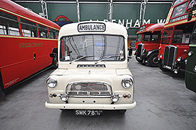 Dopravní podnik měl i svoji ambulanci, Muzeum autobusů v Londýně, září 2014