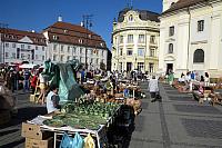 Trhy na náměstí v Sibiu