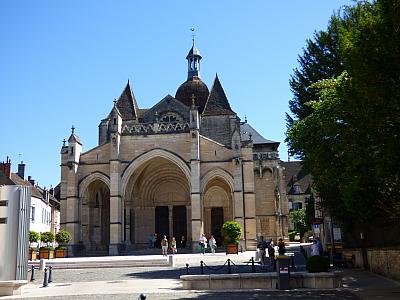 Provence je historická země, která se nachází v jihovýchodní Francii.