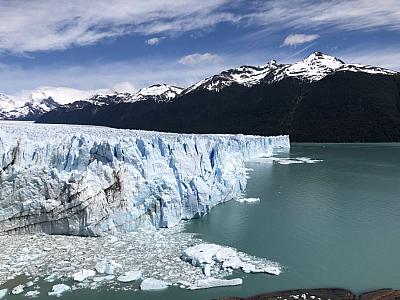 Perito Moreno je ledovec ležící v národním parku Los Glaciares.