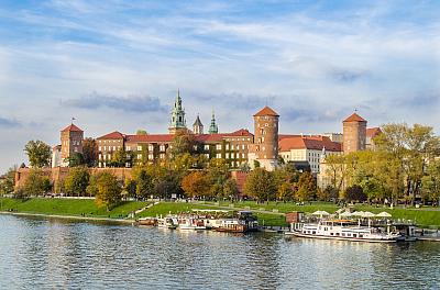 Krakow, Polskem až do Pobaltí